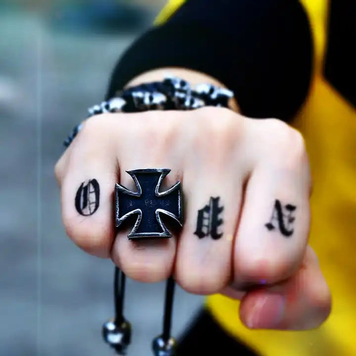 Bague Dark Iron Cross